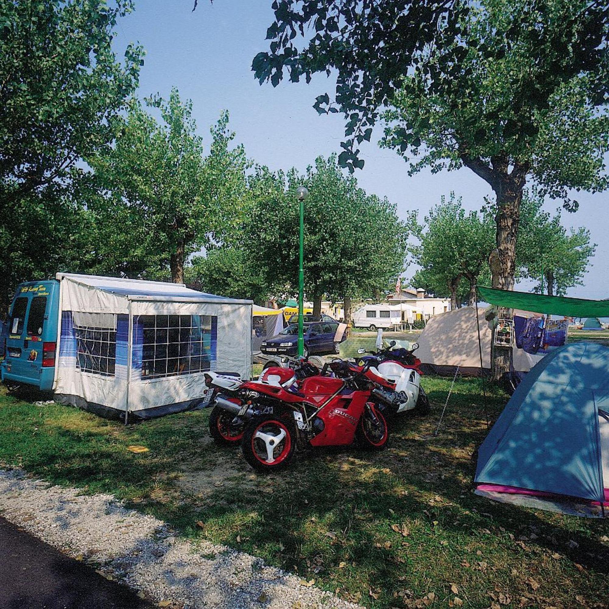 Camping Wien ペスキエーラ・デル・ガルダ エクステリア 写真